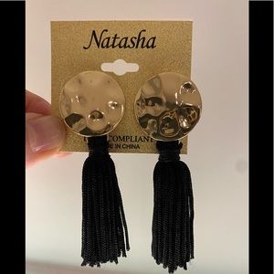 Natasha (N) NWThammered gold & black fringe